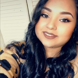 Meet your Posher, Natalie